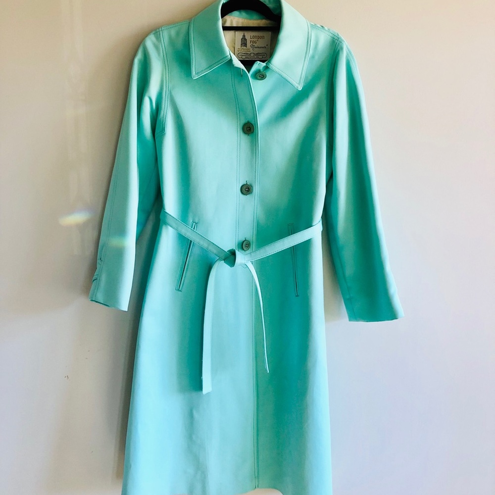 S.O.L.D.!!!!!! Vintage Mint London Fog Trench Coat